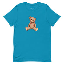 Cargar imagen en el visor de la galería, Love Bear T-Shirt (Valentine&#39;s Day Edition)
